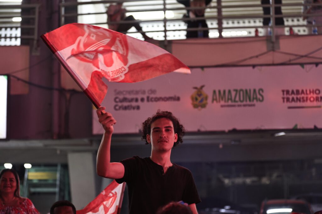 Cultura_personagem-Victor-Augusto_David-Martins-1024x683-1 Tradição e inovação tem destaque na última noite dedicada aos bois de Manaus no Festival Folclórico do Amazonas