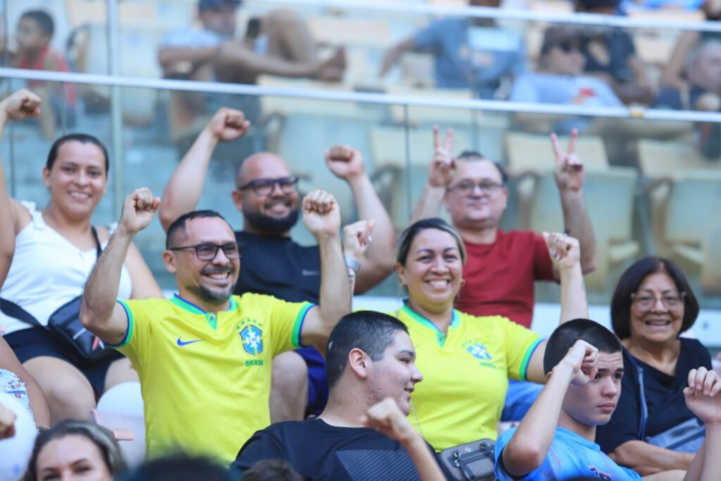 Torcedor-Paulo-Meireles-1024x683-1 3B vence Mixto-MT na Arena da Amazônia é sobe para série A1 do feminino